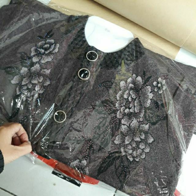 Áo Len Cho Bà Má Mợ Dì