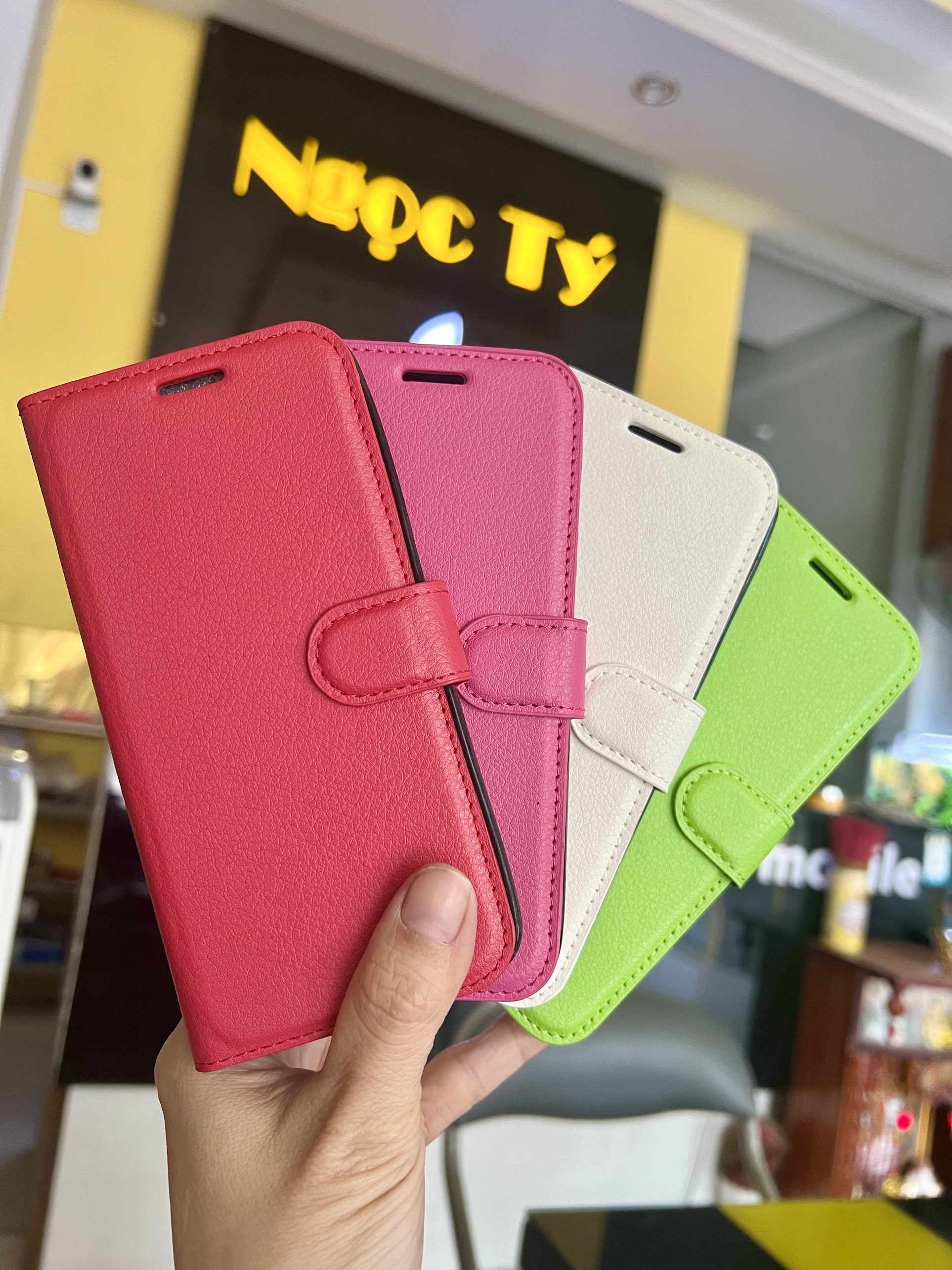 Bao da nokia x5/nokia 5.1plus .ốp lưng da cao cấp có nắp gập .