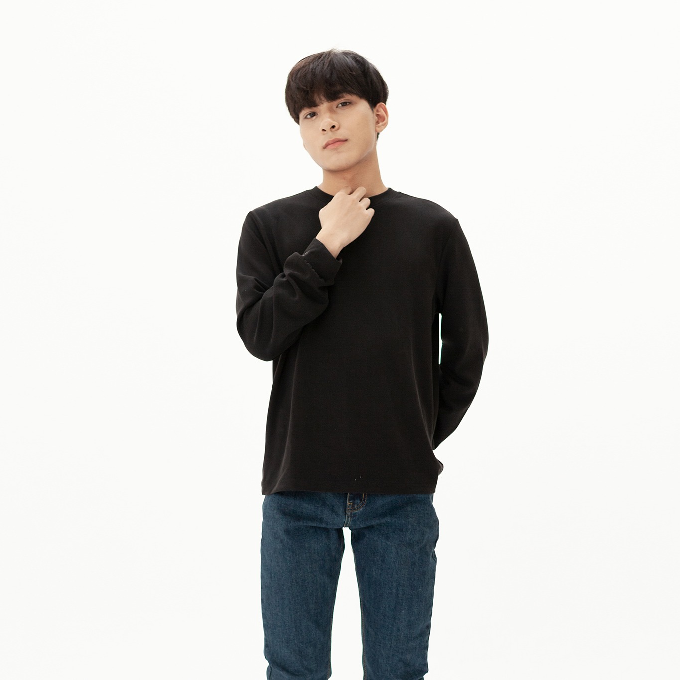 Áo nỉ dài tay LOOK Blake Sweater