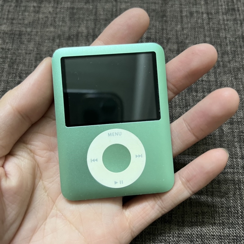 Máy nghe nhạc Nano 3 - Đã qua sử dụng