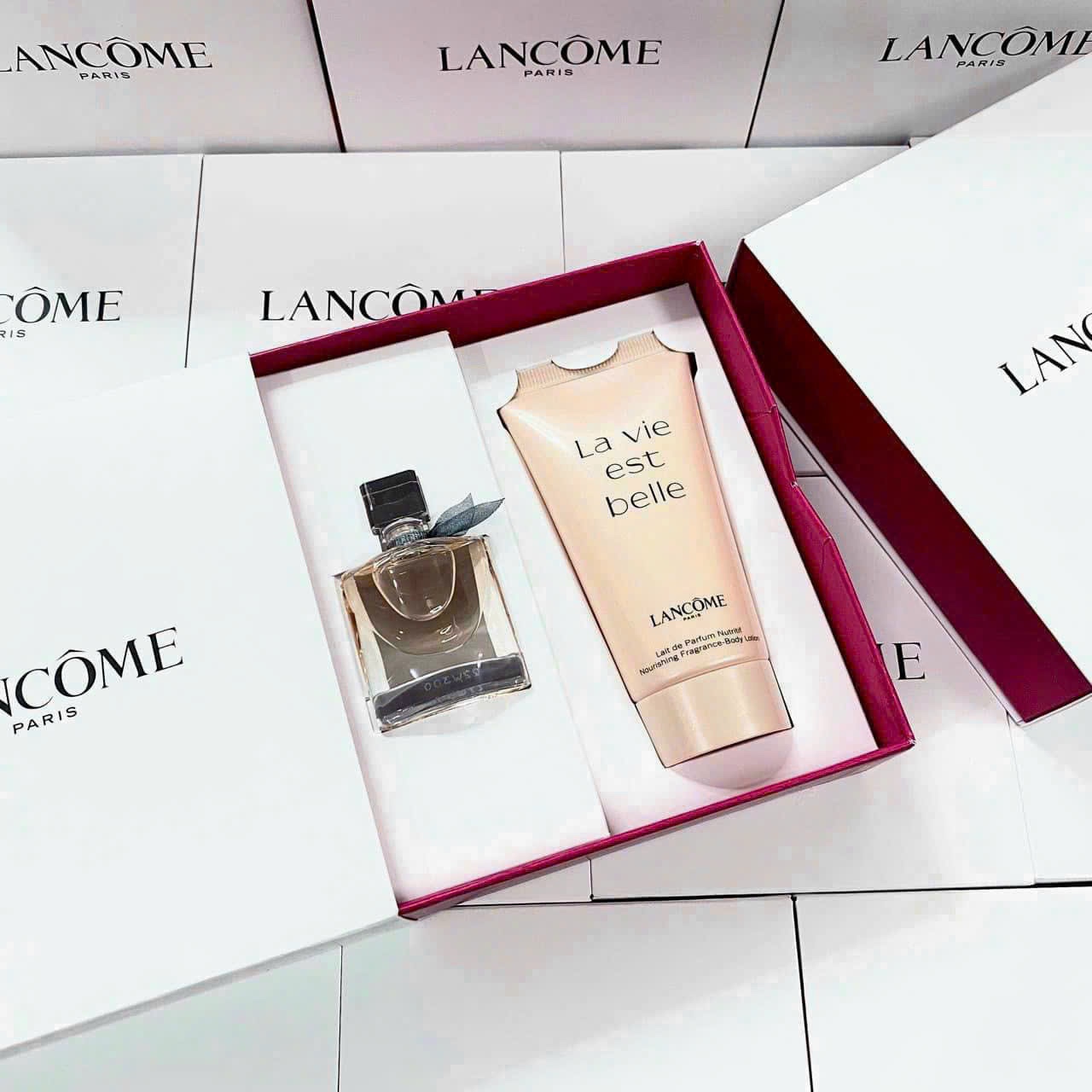 Set 2 món : set lavie mini 4ml + lotion 50ml