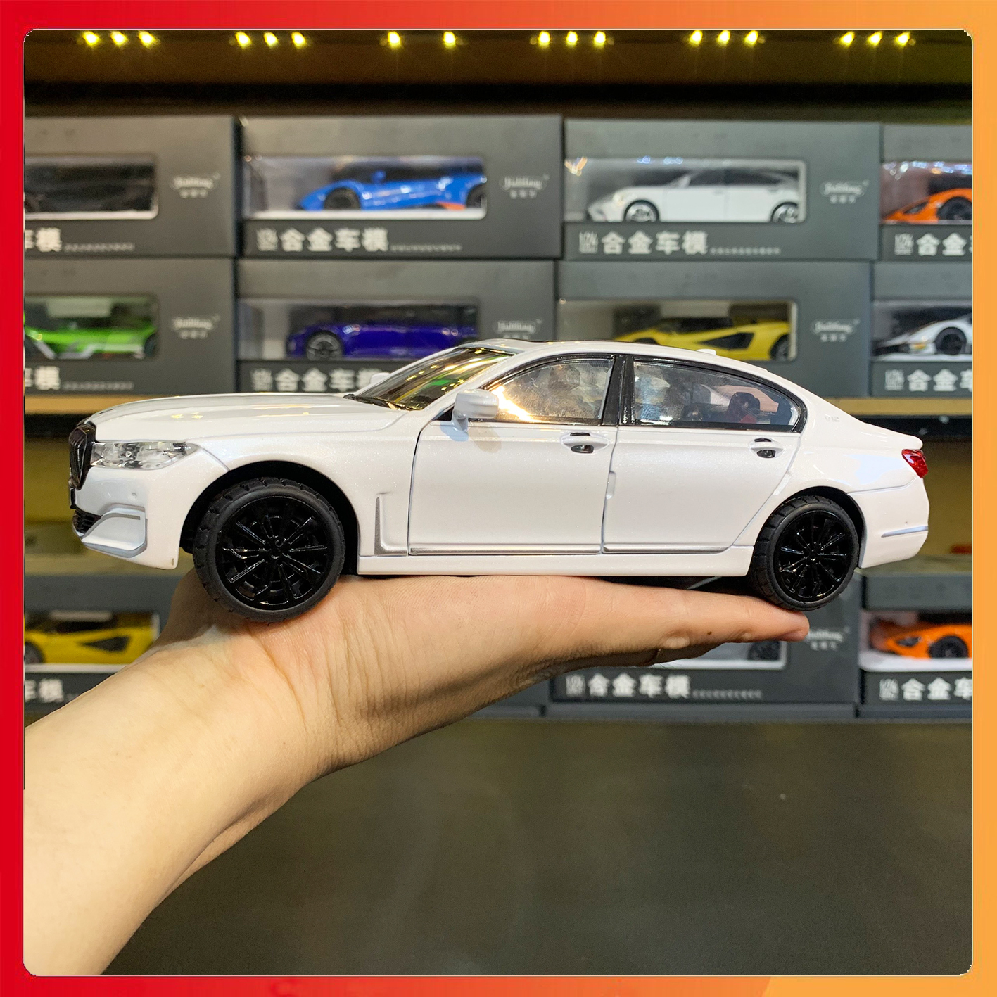 Mô hình xe BMW 760Li tỉ lệ 1:24 CHIMEI