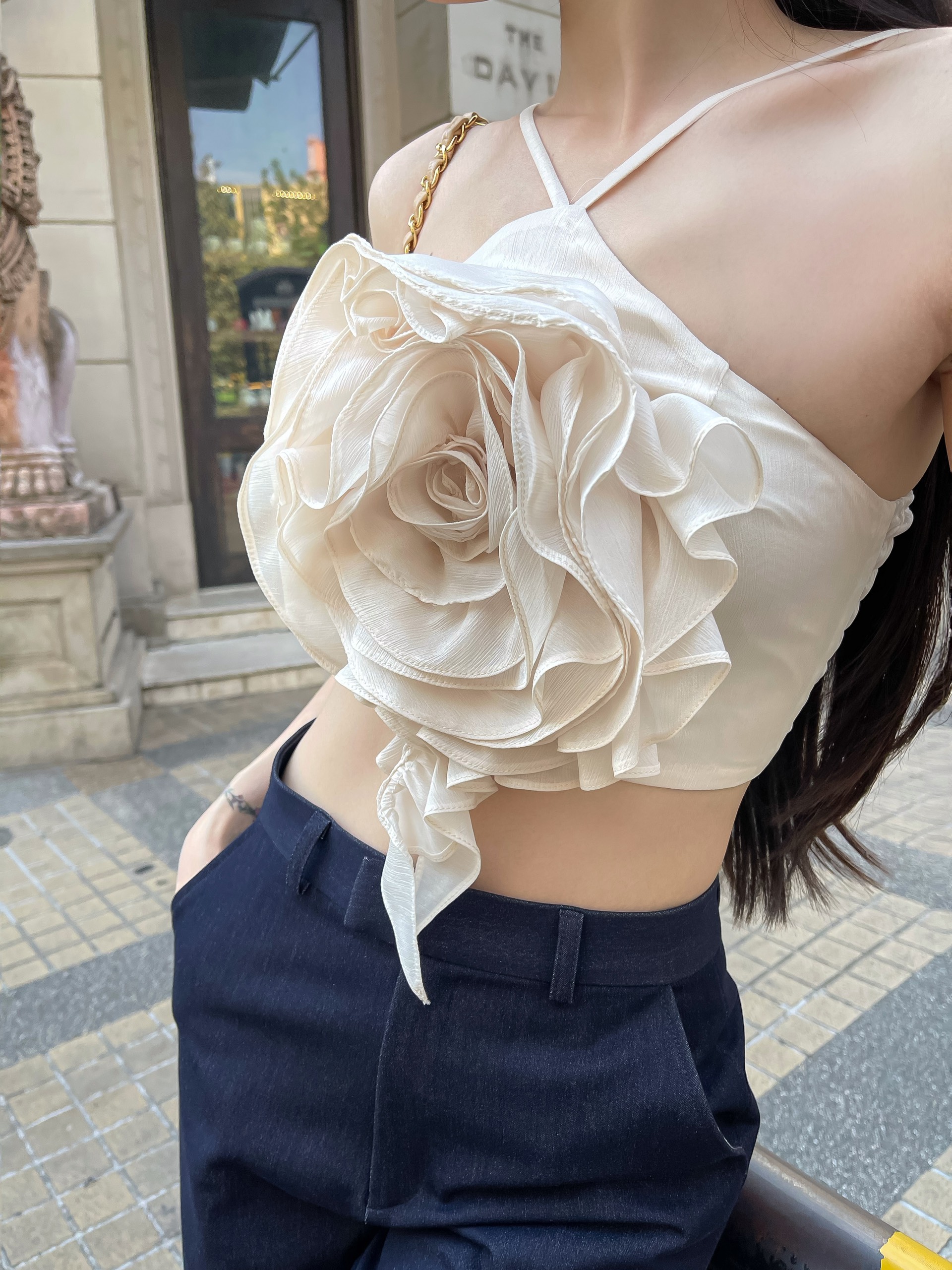 Áo Hai Dây Kiểu Nữ Blooming Top