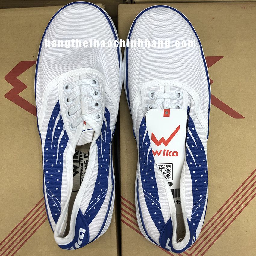 Giầy bata Wika – Giầy đá phủi Bata Wika