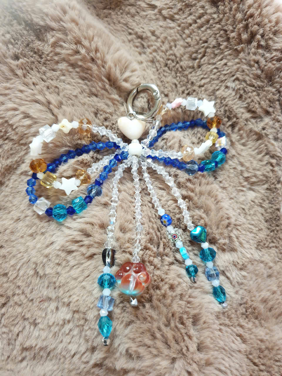 Handmade Crystal Bow Charm with Imitation Glass – Unique Gift for Girlfriends, Exquisite Handmade Accessories for Handbags & Keychains