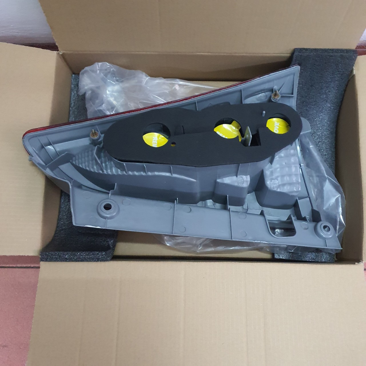 Đèn hậu Toyota innova 2006-2007