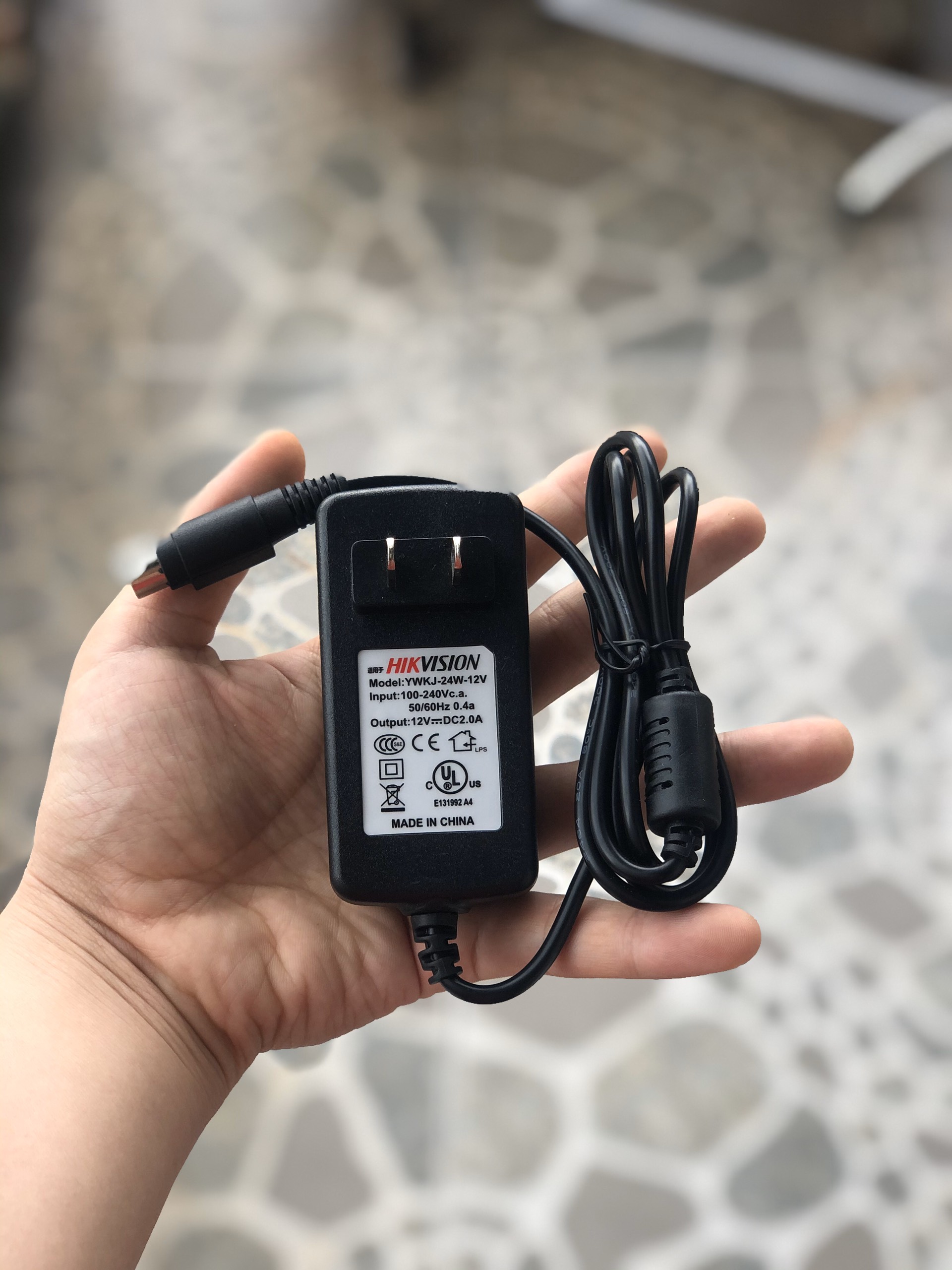 Adapter nguồn đầu ghi camera Hikvision 12v 1.5a/2a 4 pin