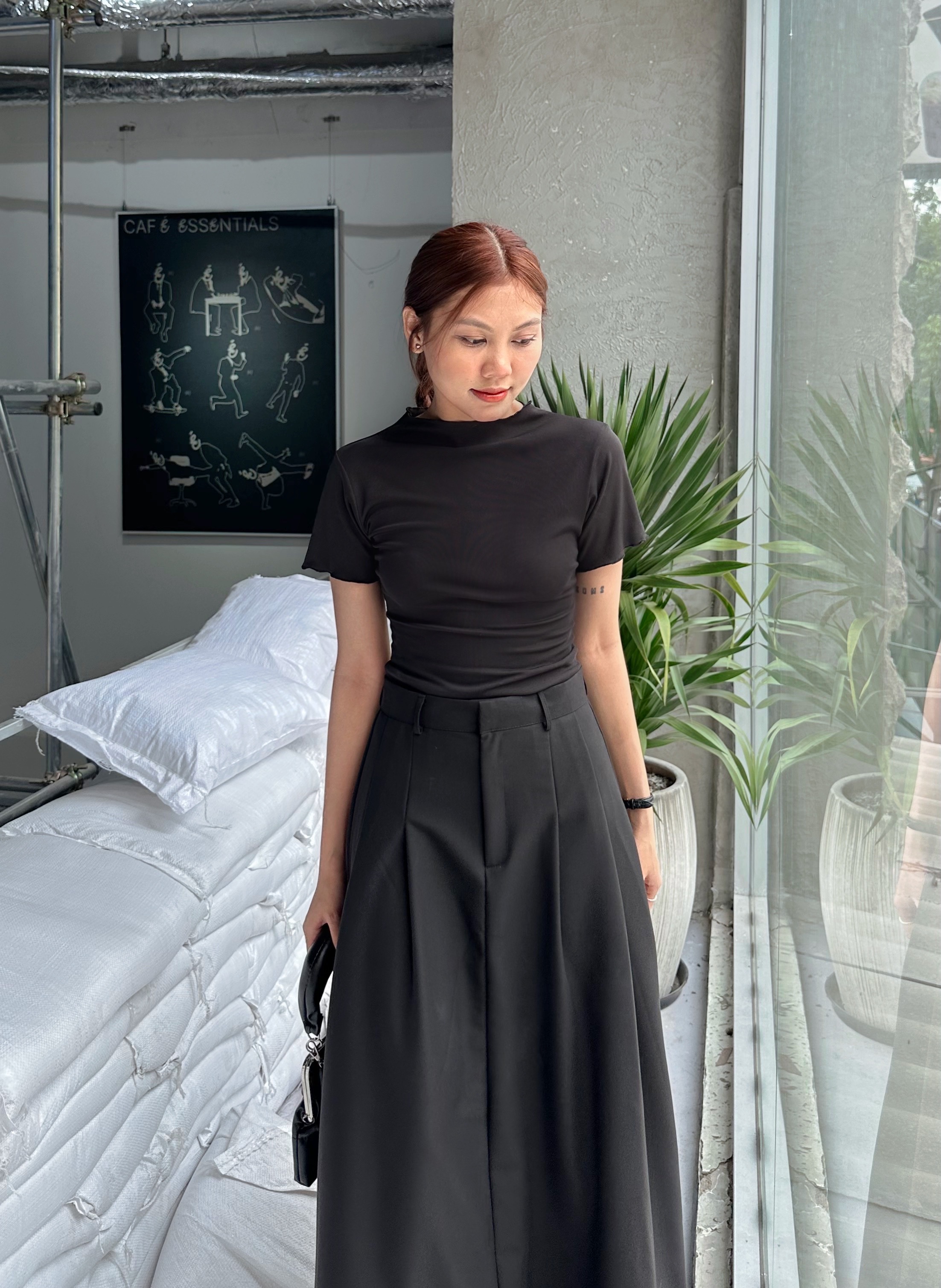 Áo thun ôm baby tee cuốn biên hack eo - 𝐂𝐚𝐦𝐢 𝐓𝐞𝐞