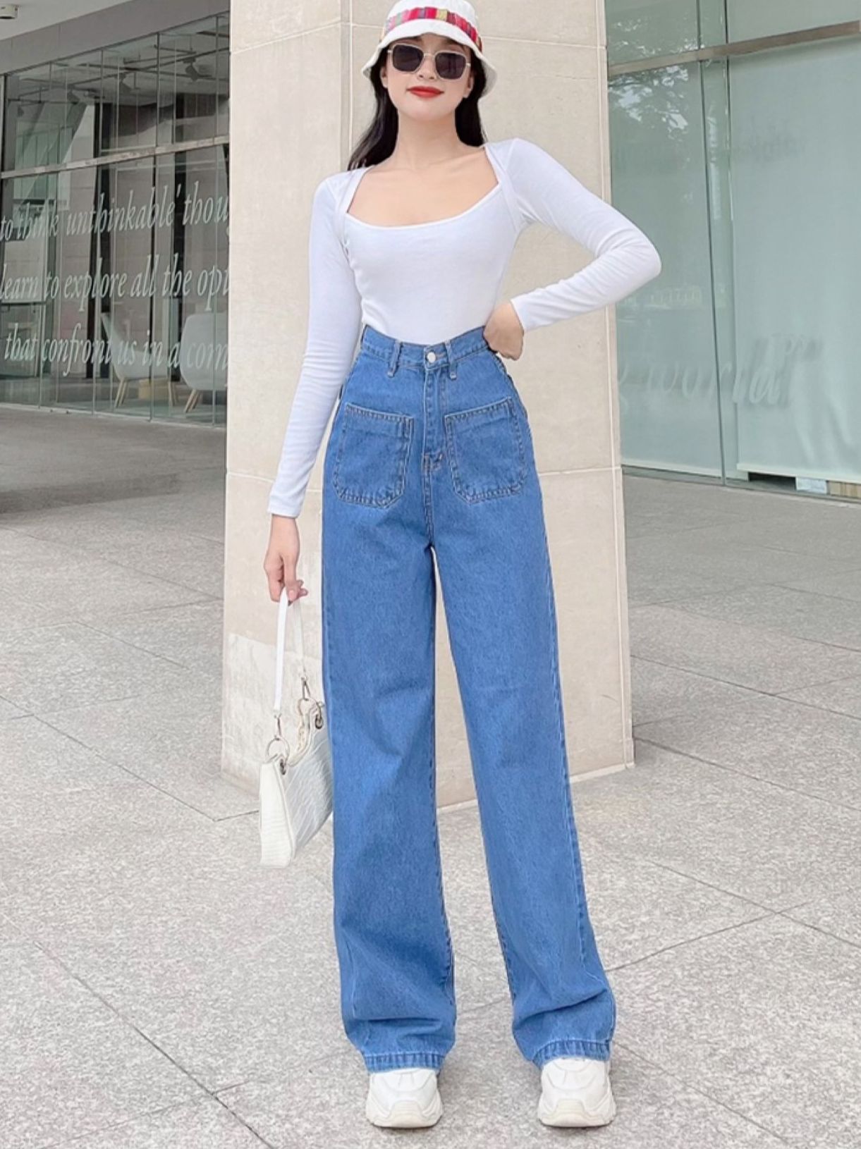 QUẦN JEANS ỐNG RỘNG NỮ LƯNG CAO 2 TÚI VUÔNG TRƯỚC LAI CUỐN MÀU XANH NHAT, ĐẬM CAO CẤP LOTI NGHỆ THUẬT THỜI TRANG