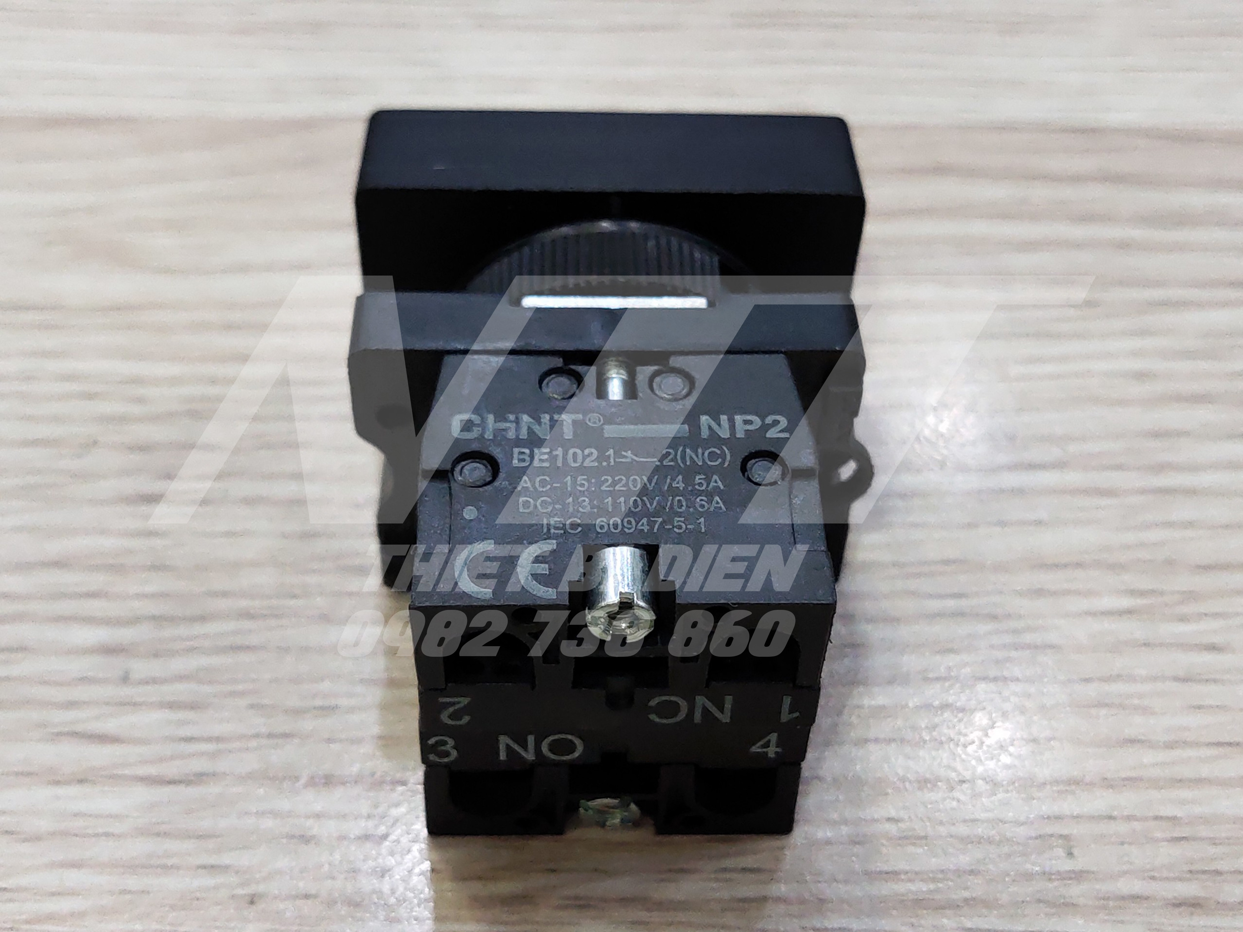 Nút nhấn kép On/Off (xanh/đỏ) phi 22 NP2-EL8325 Chint