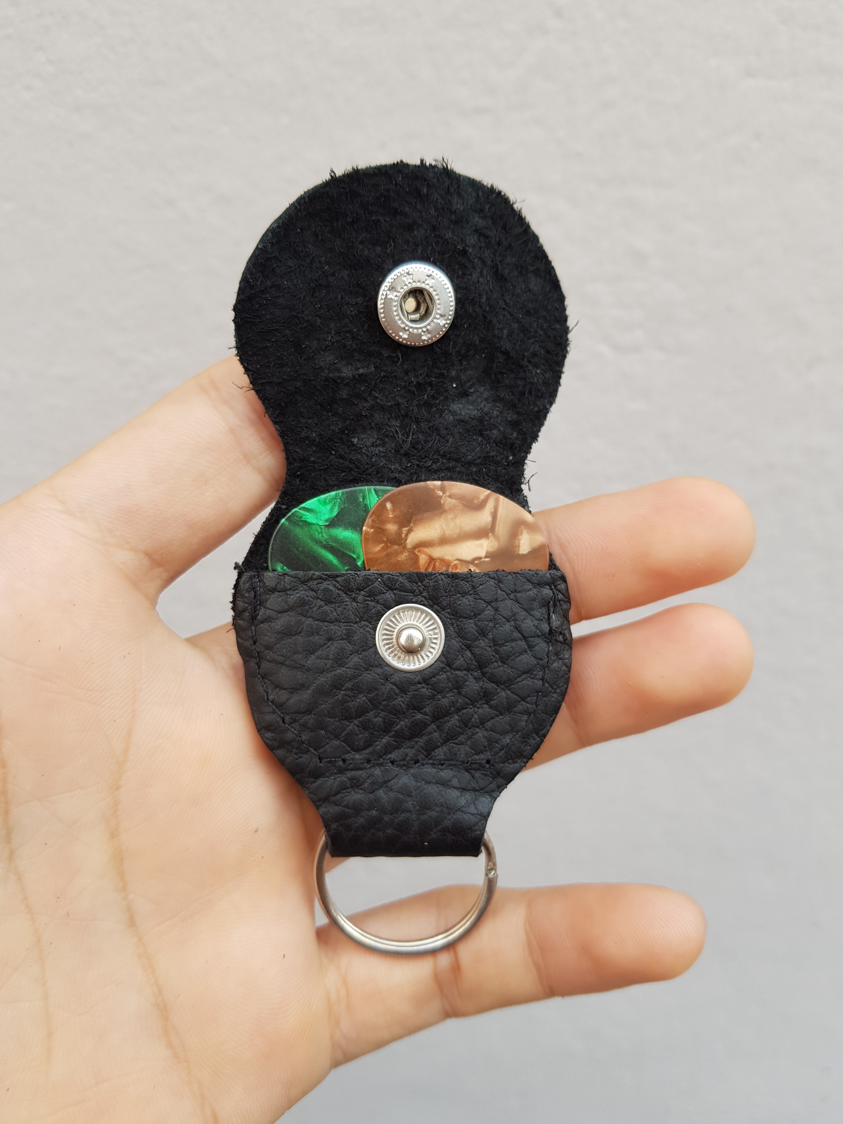 Móc khóa - bao đựng pick Guitar | Chất liệu giả da