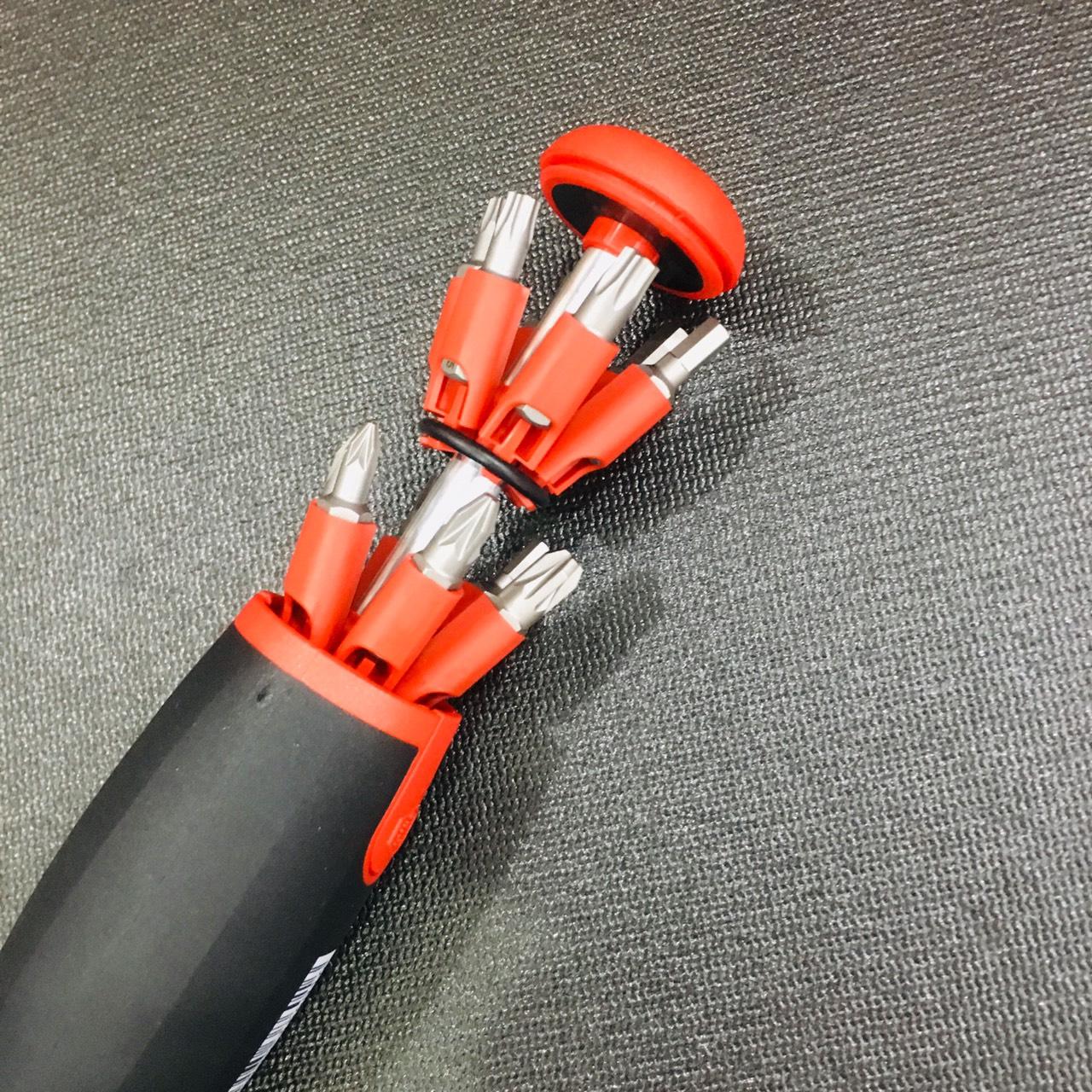 [HCM]Tua vít đa năng 12 đầu bit 1/4 Wiha 38601