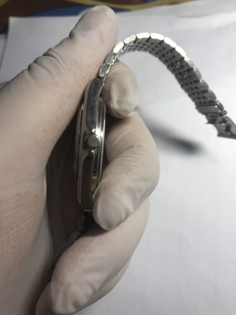 Đồng hồ nam Q&Q