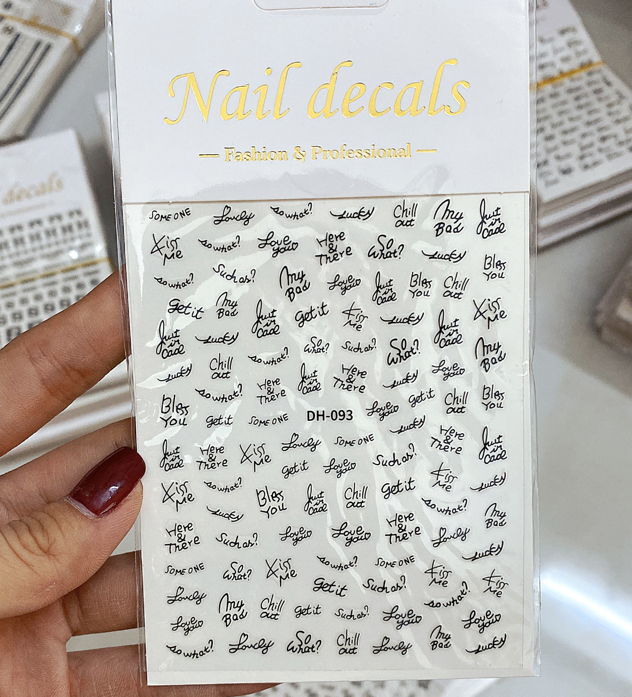 Sticker thương hiệu dán móng siêu Hot - Mini Nails