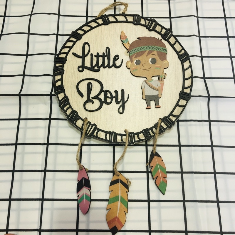 Bảng gỗ, tranh gỗ trang trí tranh gỗ decor little boy cậu bé thổ dân tặng móc dán