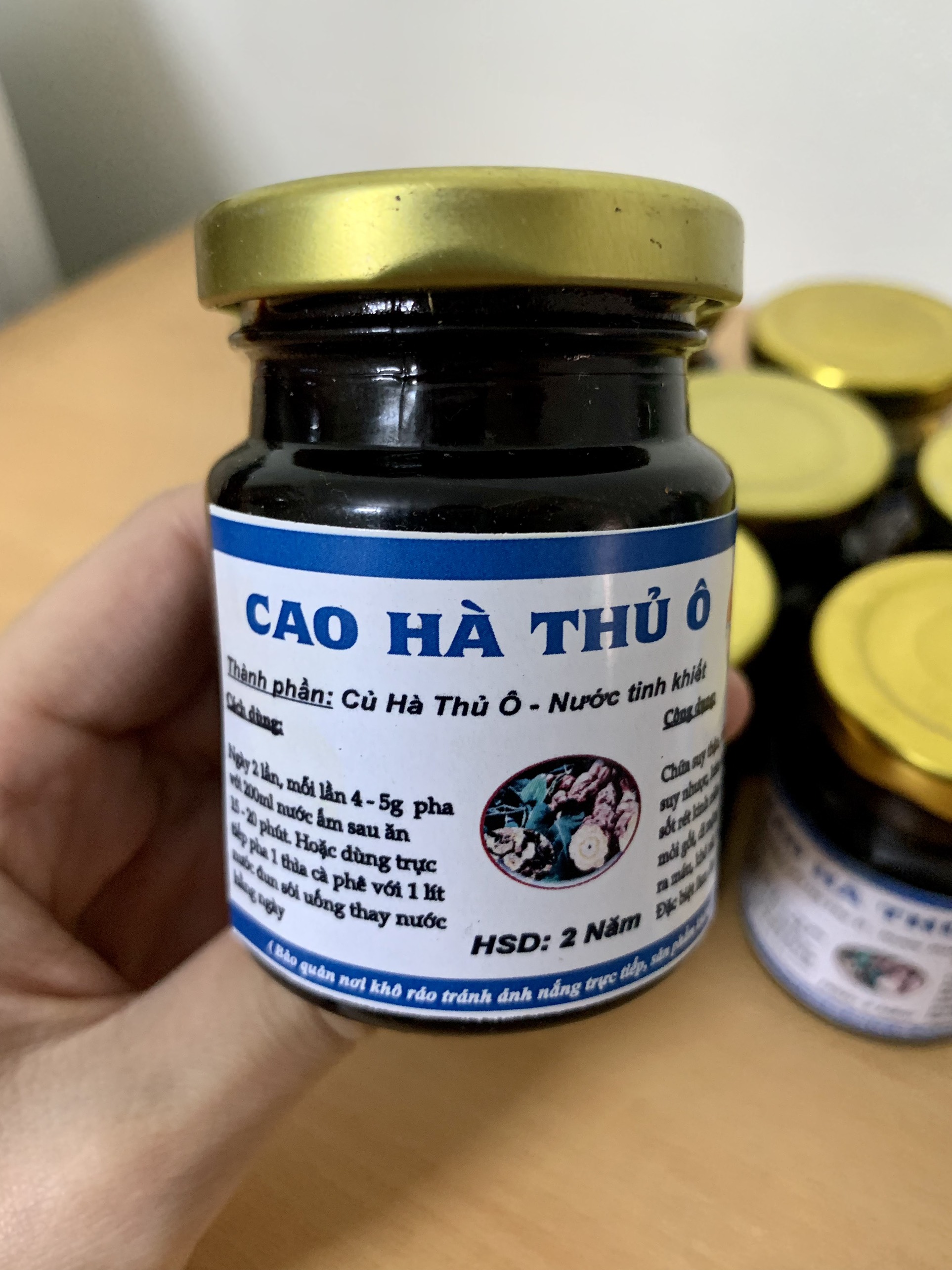 Cao củ hà thủ ô , hà thủ ô đỏ nấu cao, hàng nguyên chất, chất lượng