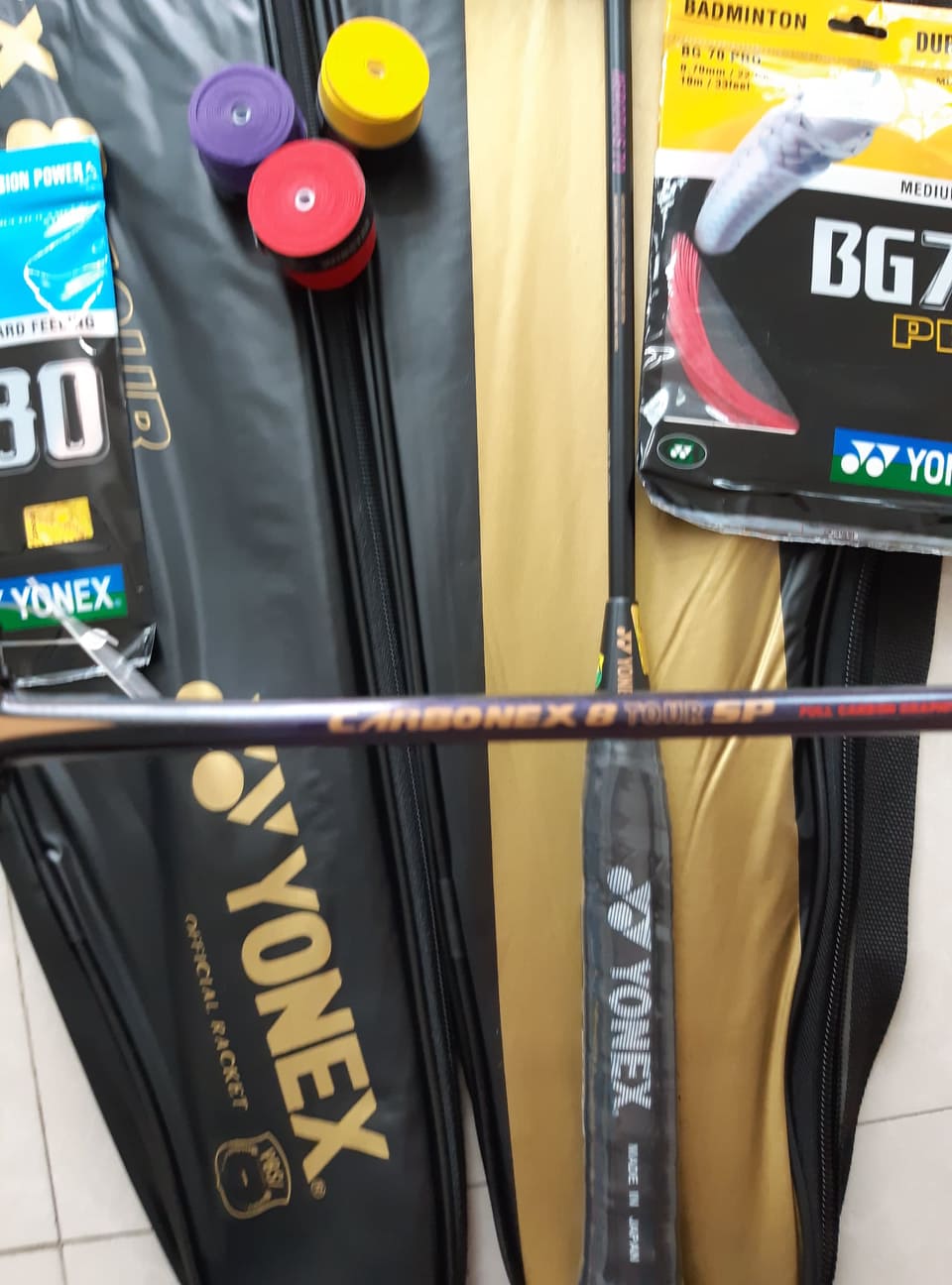 Combo 2 vợt cầu lông yonex khung carbon (Tặng 1 lần căng dây và quấn cán)