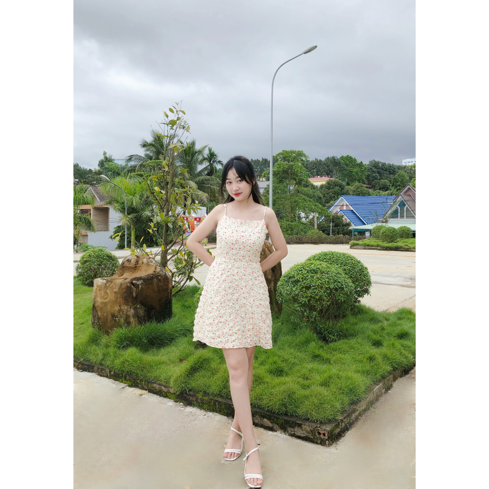 Đầm hai dây mini hoa nhí dễ thương Moolys MD013
