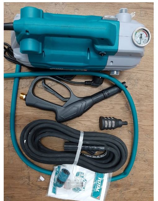 Máy xịt rửa xe Total TGT11236 - 1500W