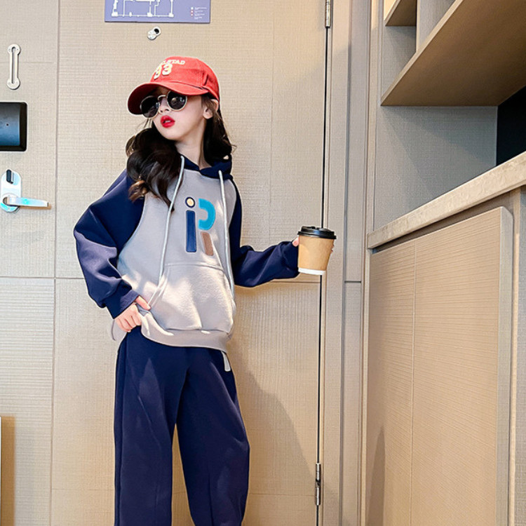 Bộ quần áo hoodie bé gái 18-48kg từ 5-14 tuổi mẫu R. Đồ bộ bé gái, set đồ bé gái, bộ thu đông bé gái, quần áo thu đông bé gái