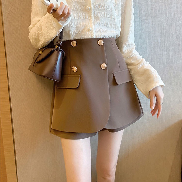 Quần váy, quần short giả chân váy ngắn, quần đùi chất vải mềm đẹp lên form chuẩn.