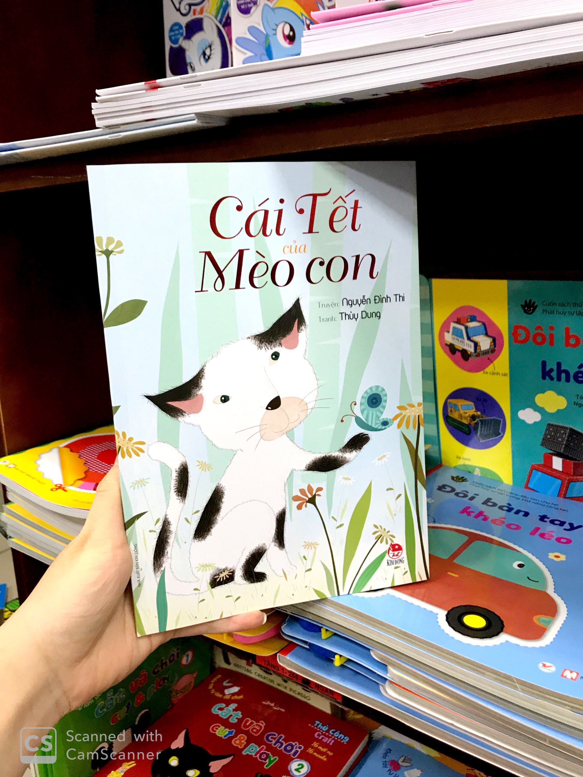 Sách Fahasa - Cái Tết Của Mèo Con (Tái Bản 2019)