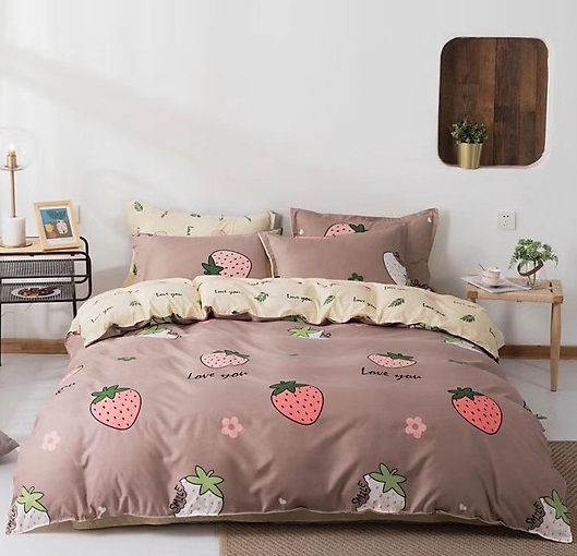 Bộ Ga Gối ( 1 ga bọc, 2 áo gối nằm ) Mẫu Dâu Tây Nâu