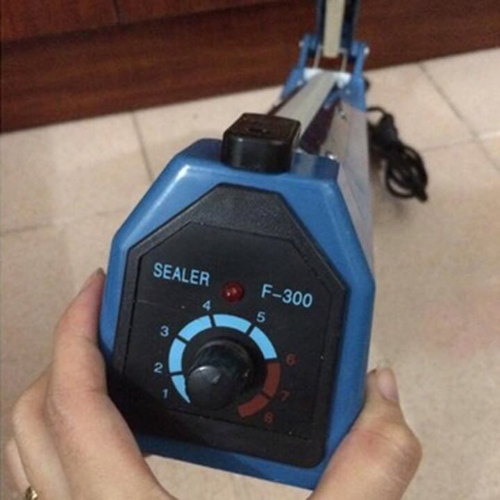 Máy hàn miệng túi nilon dập tay Impulse Sealer 30Cem PFS-300