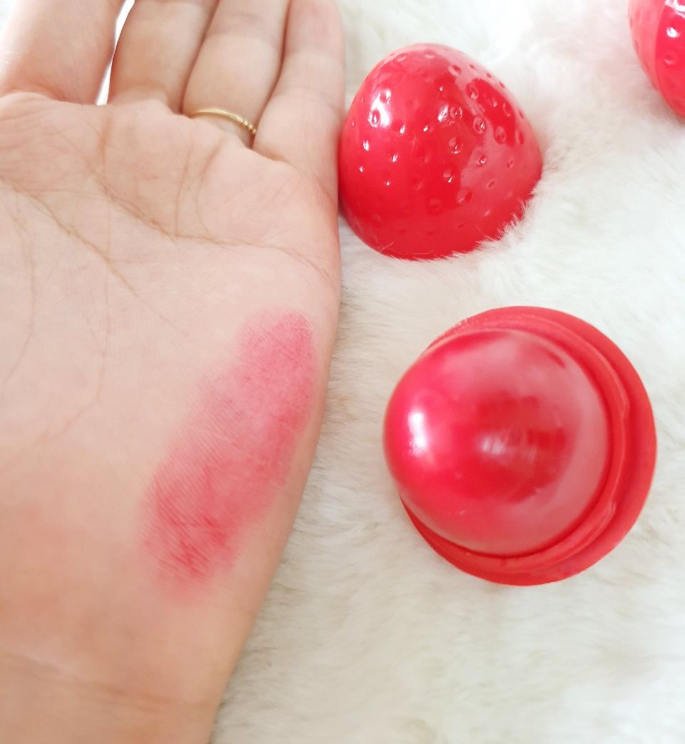 Lip balm Fruit Strawberry help soft lips have slight color