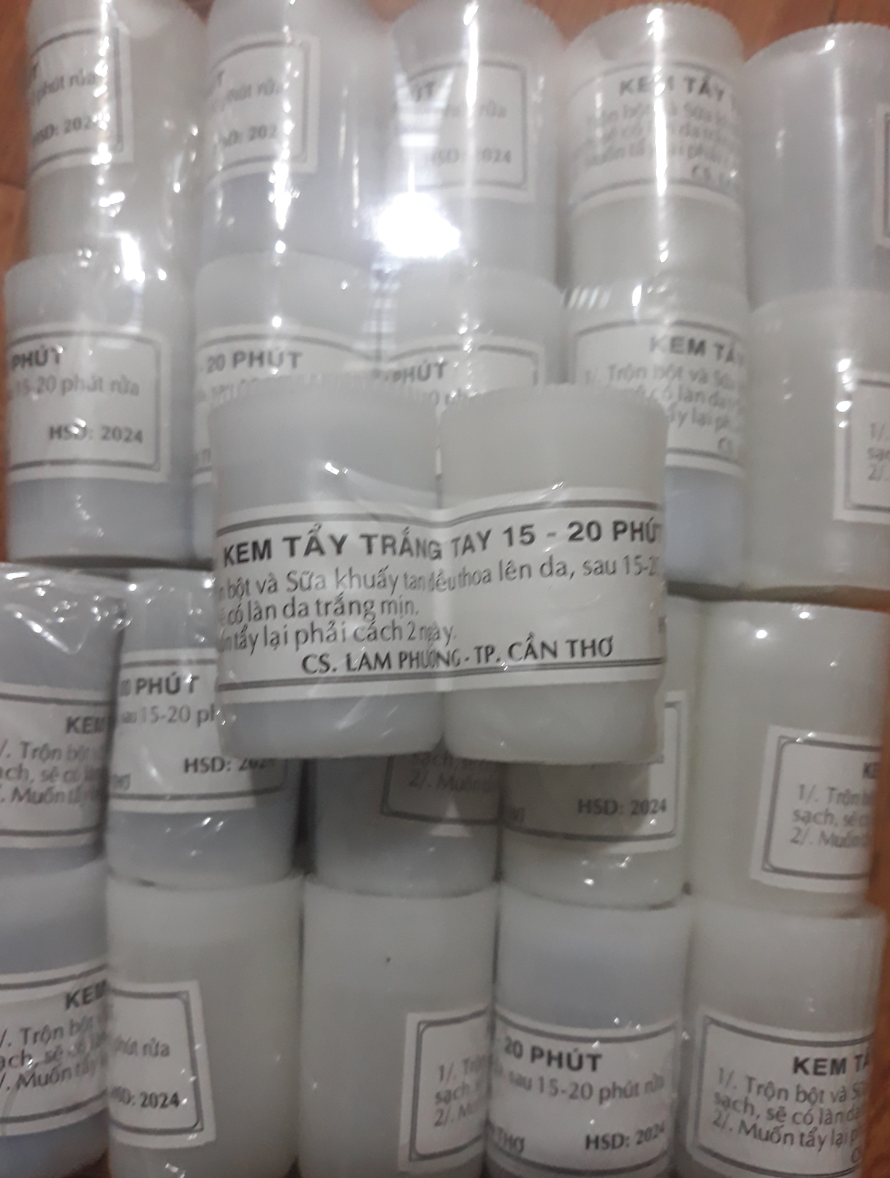 kem tẩy trắng tay cấp tốc 20 phút