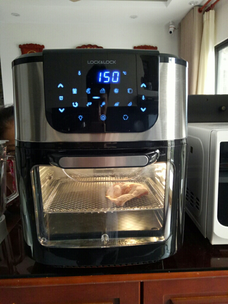 Lò nướng không khí Lock&Lock Air Oven (10L) EJF691