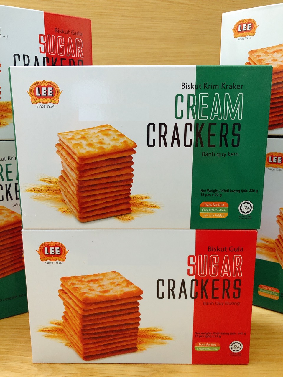 BÁNH LÚA LẠT CREAM CRACKERS (HỘP 15 GÓI)