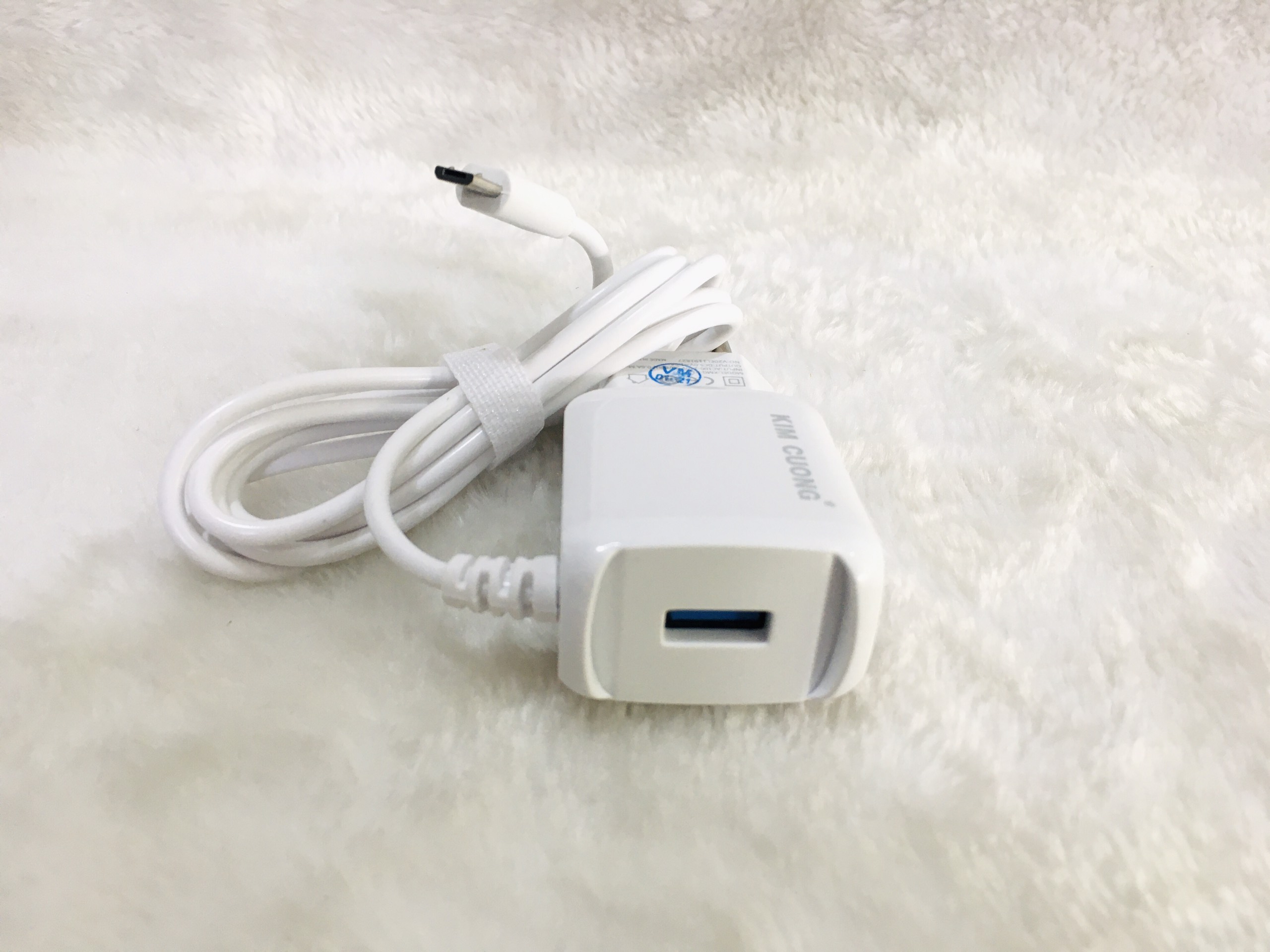 Bộ Sạc liền dây android Kim Cương KMG-813