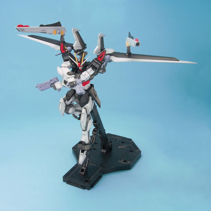 Mô hình lắp ráp Robot HG tỉ lệ 1/144 Black Strike Mecha gundam hg giá rẻ