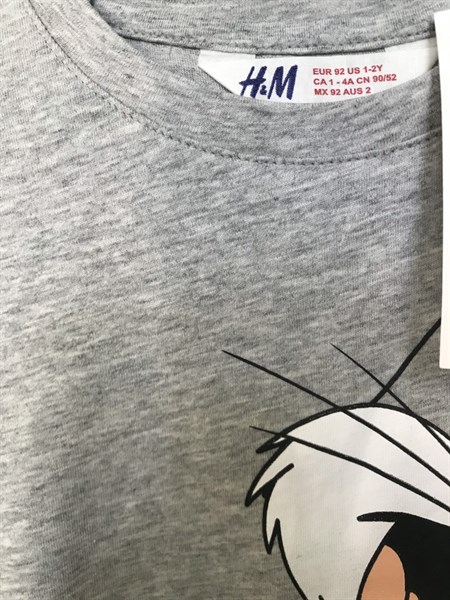 Áo thun bé trai H&M họa tiết chú thỏ