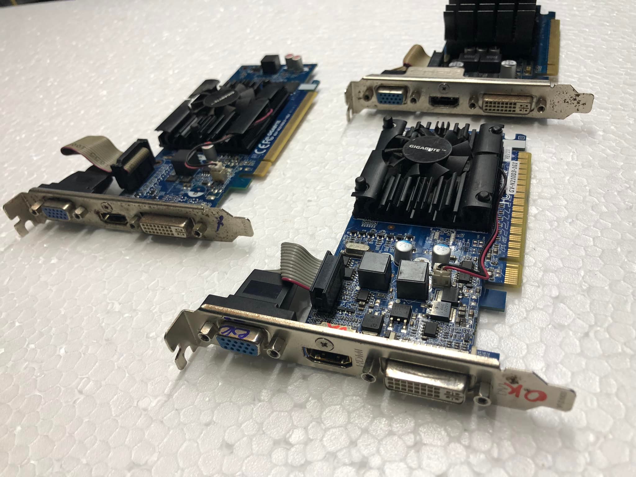Card màn hình vga giga asus n210 có cổng hdmi đã test kĩ