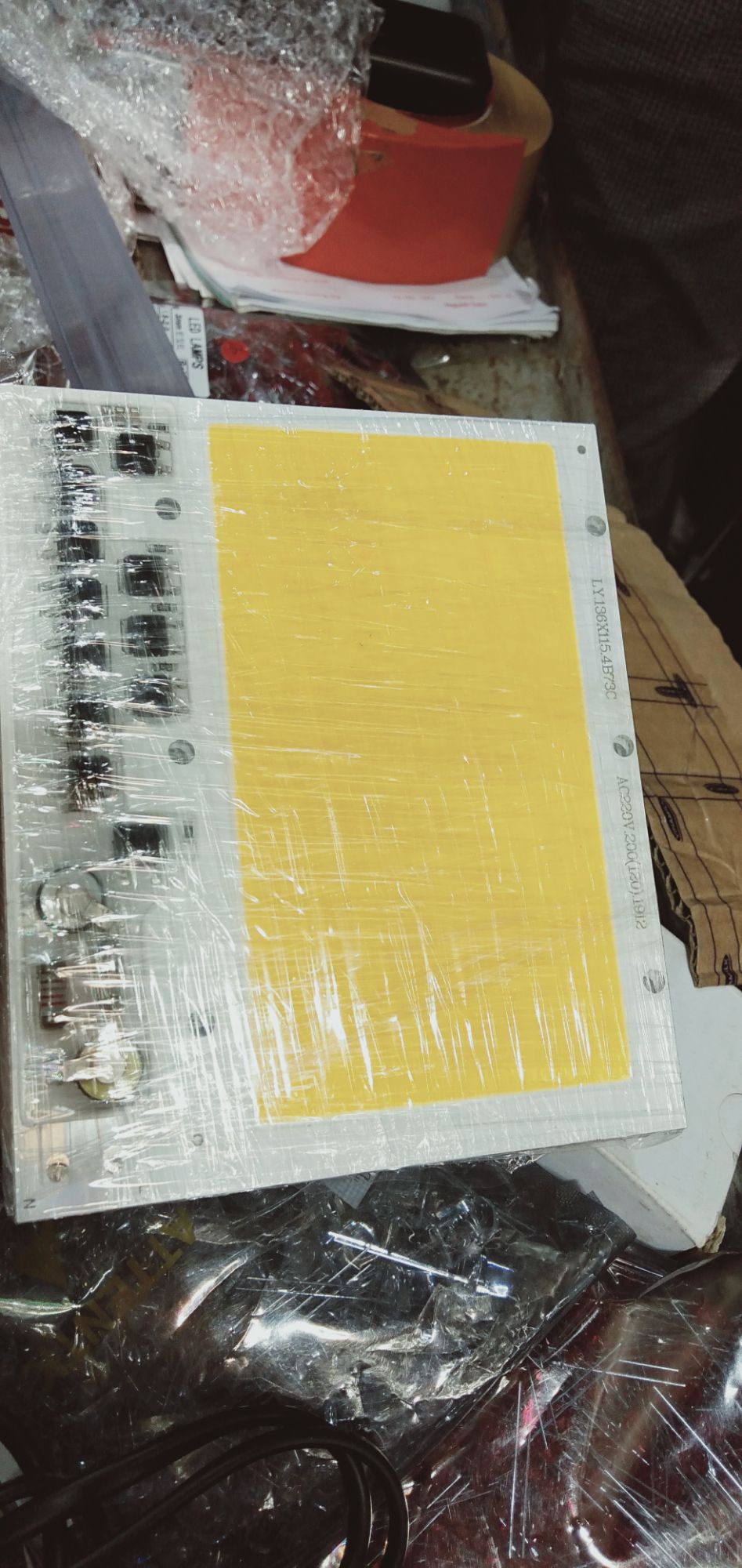 Nhân led 220V 200W