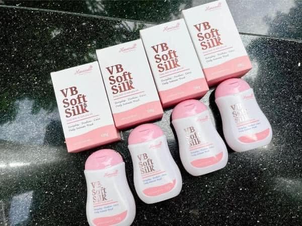 Dung dịch vệ sinh HANAYUKI hồng