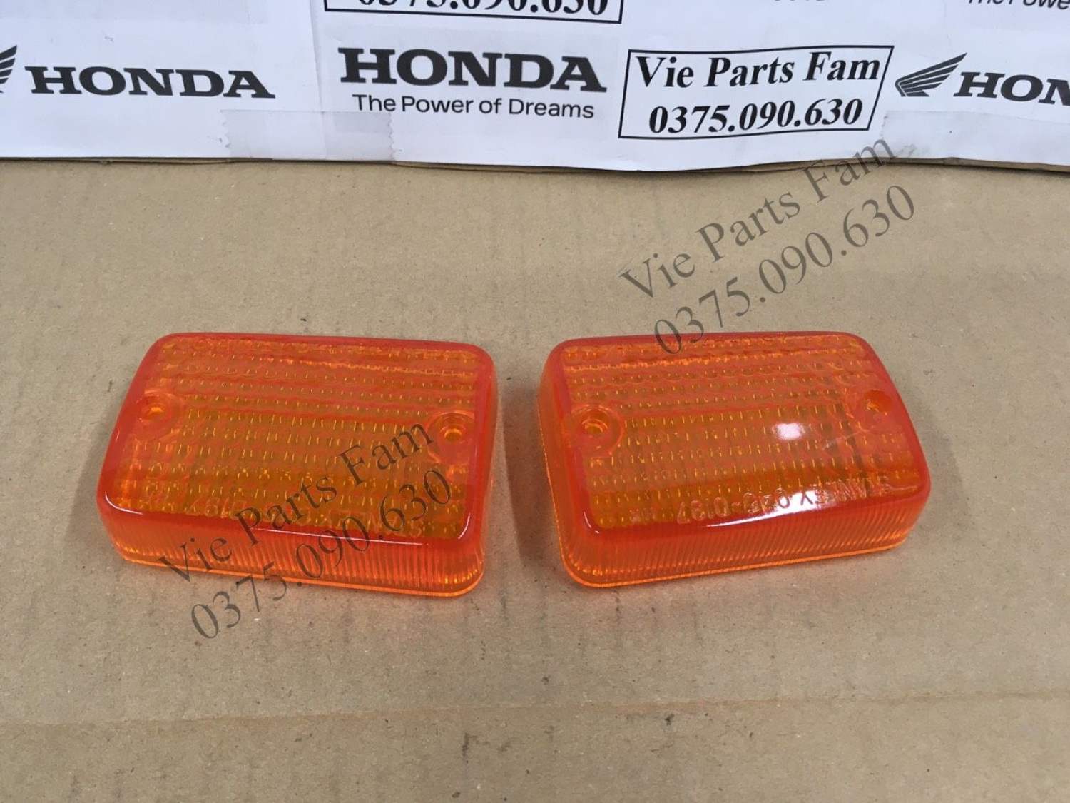 Nắp chụp xi nhan Honda Cub 82, DH, DD (giá 1 cặp 2 cái)