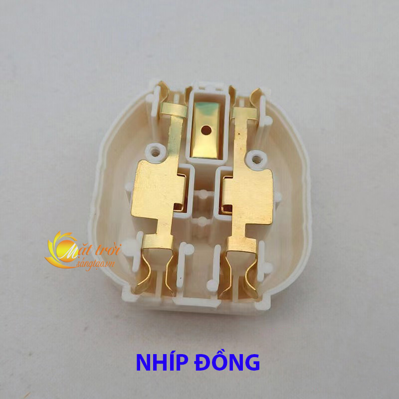 Phích cắm chia 3 ổ đa năng cao cấp