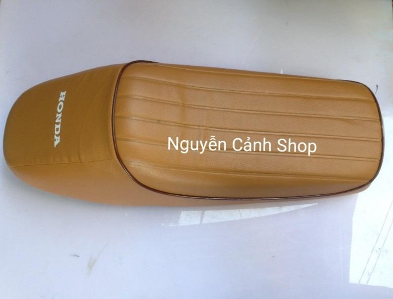 yên xe 67 độ màu vàng