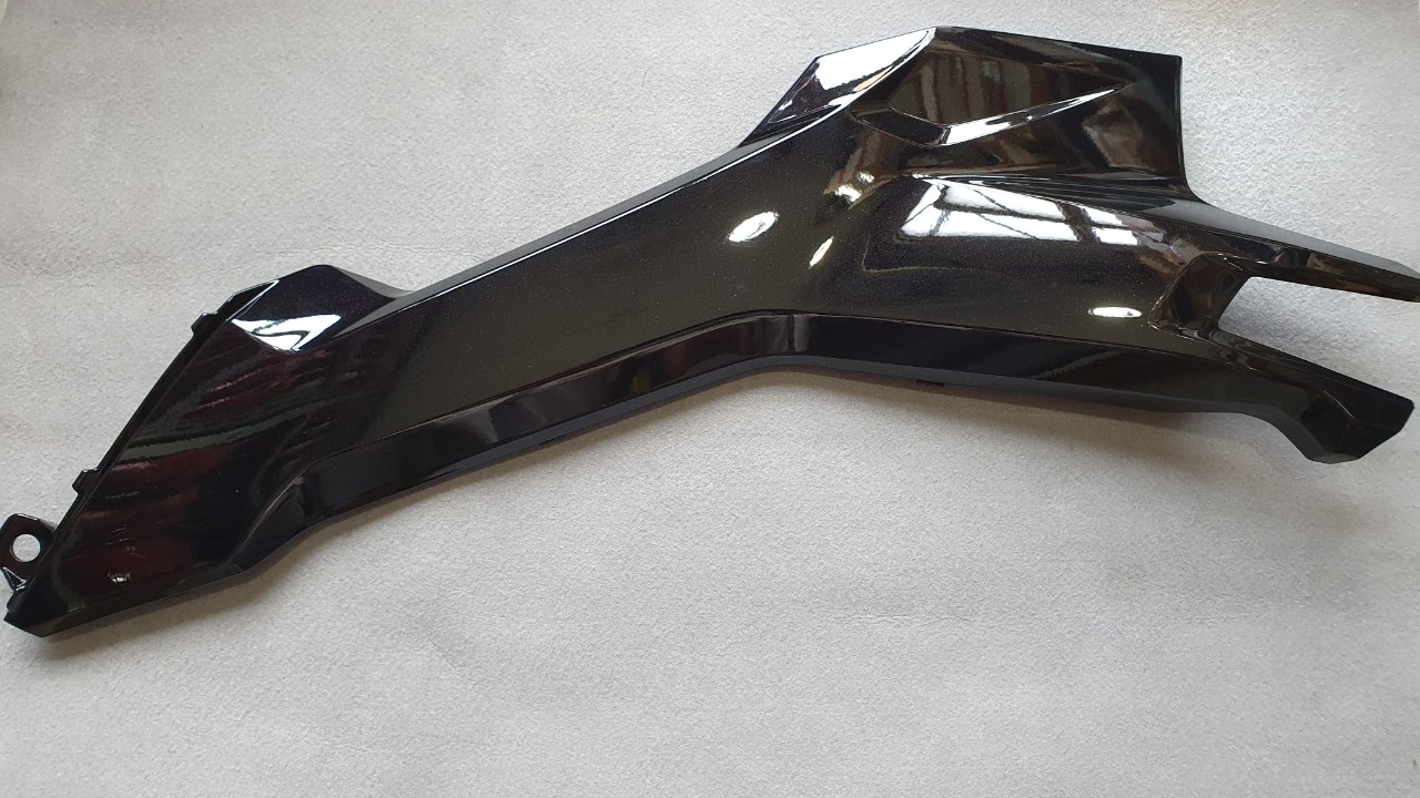YẾM THÙNG XĂNG TRÁI - PHẢI HONDA AIR BLADE 125 2020