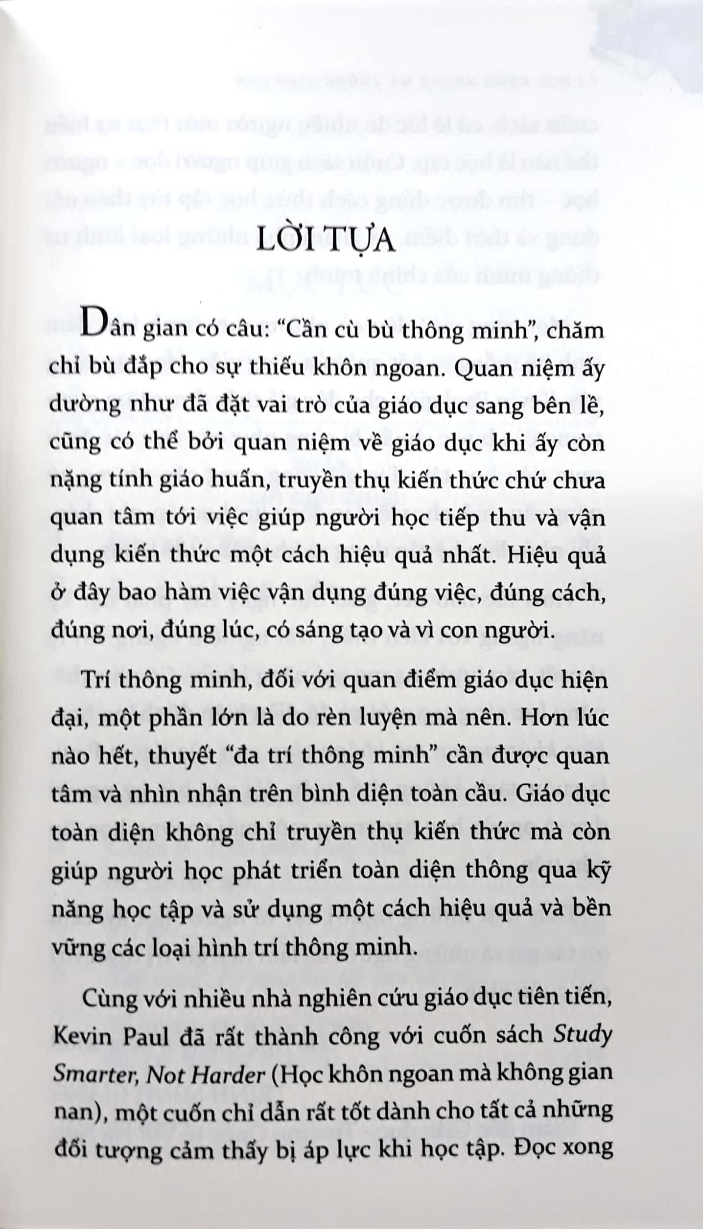 Sách - Học khôn ngoan mà không gian nan