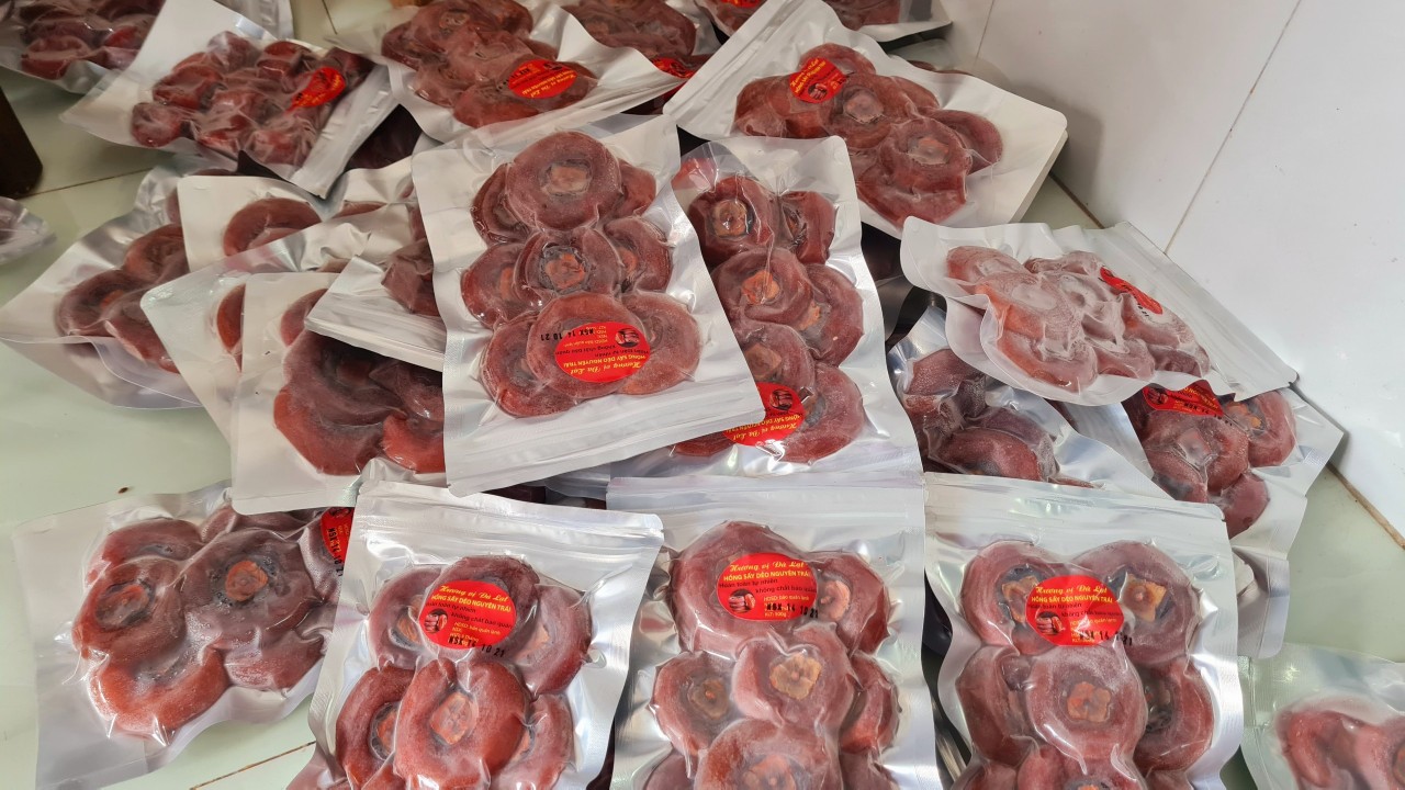 500gr Hồng Sấy Dẻo Nguyên Trái