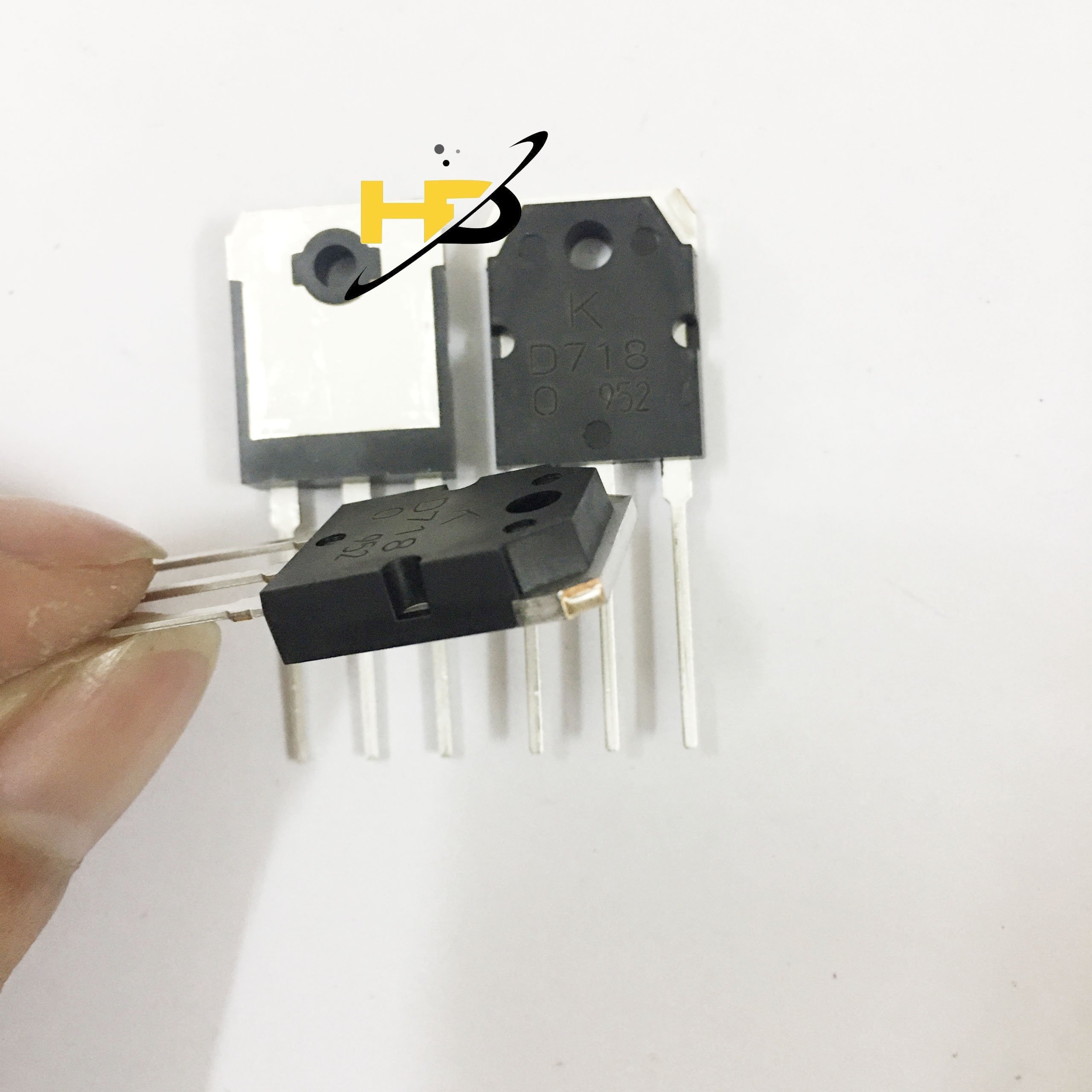 Transistor d718 to-247 120v 8a npn kec loại 1 lưng đồng