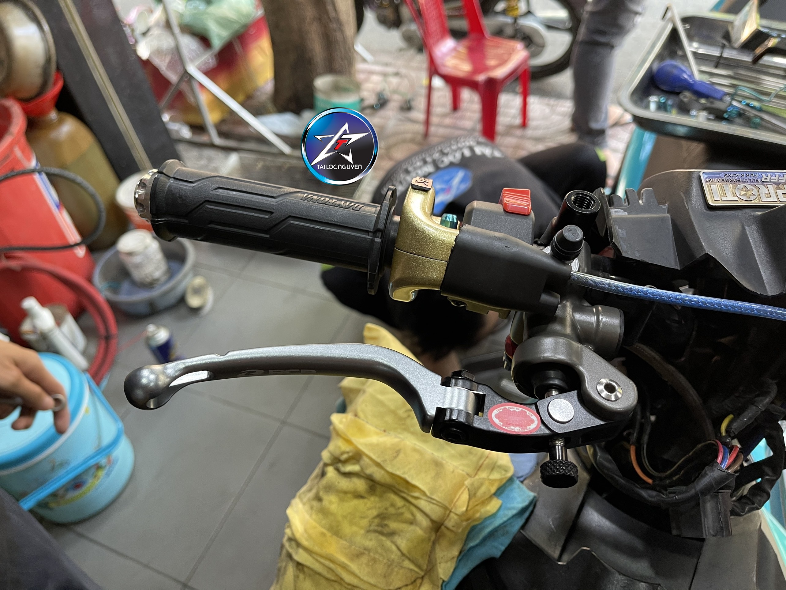 [HCM]PAT BẮT BÌNH DẦU GR5 TITANIUM/INOX
