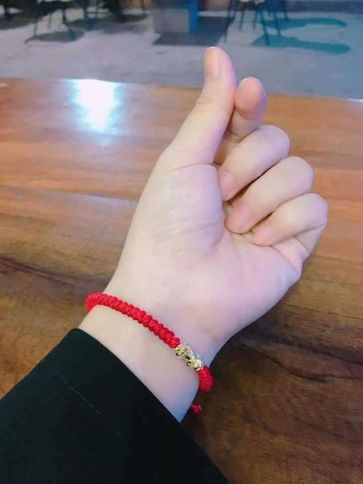 Vòng tay chỉ đỏ Tỳ Hưu vàng 24K