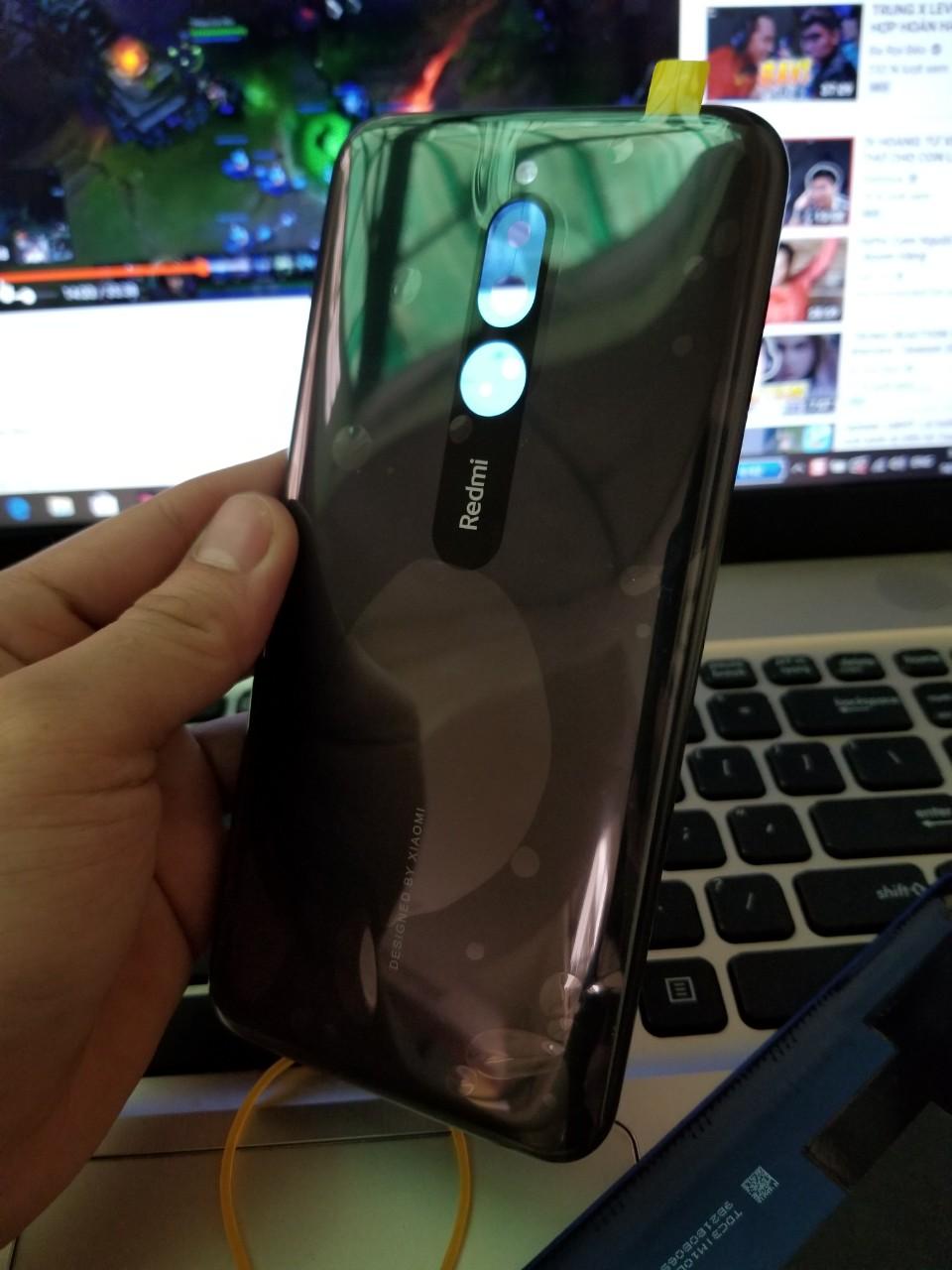 [HCM]Nắp lưng xiaomi redmi 8