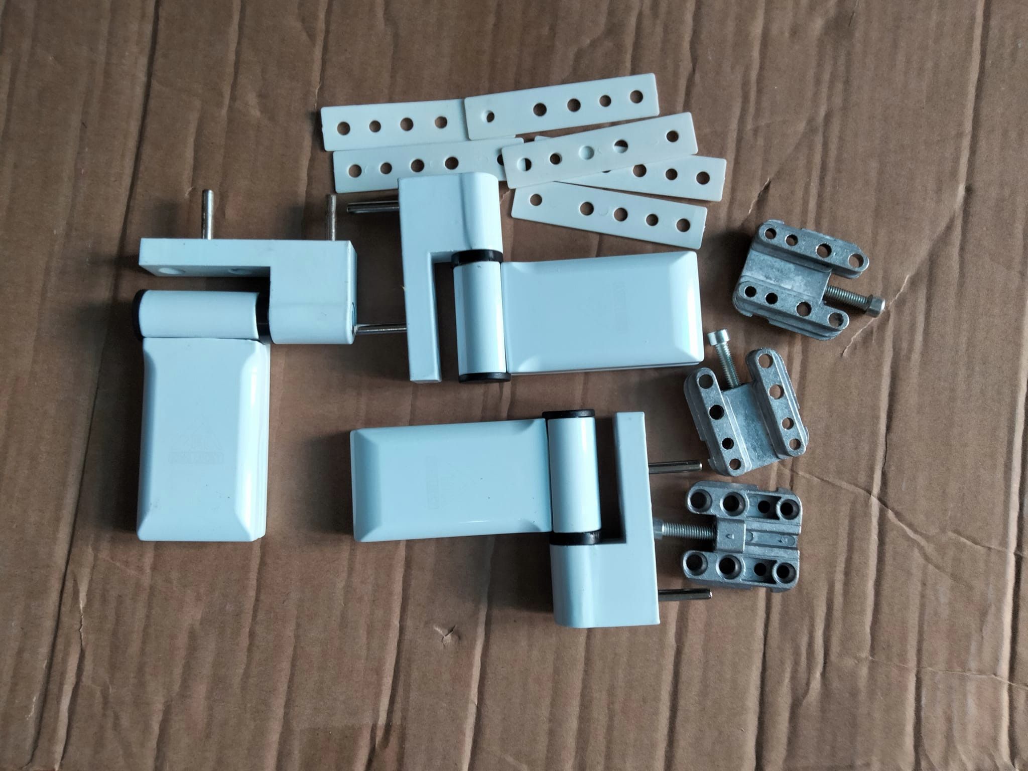 Compo 3 bản lề 3d cửa nhựa lõi thép - hàng đẹp