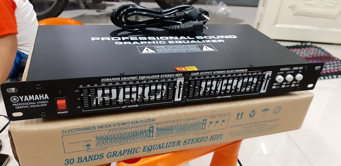 Lọc âm equalizer 2000ME